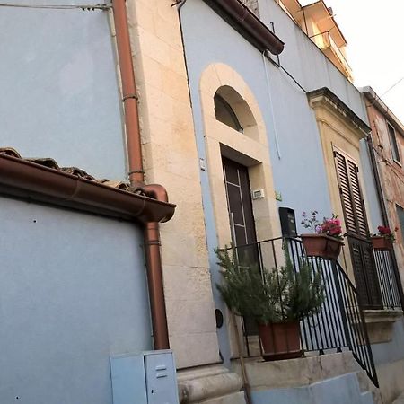 Dimora Del Pero Villa Palazzolo Acreide Luaran gambar