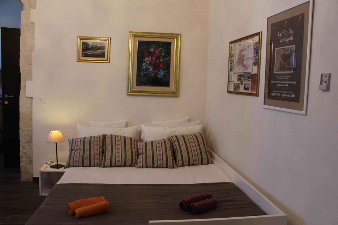Dimora Del Pero Villa Palazzolo Acreide Luaran gambar